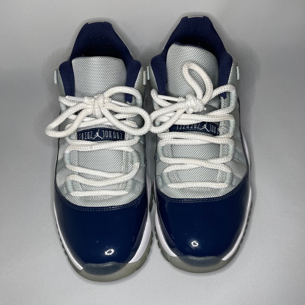 Georgetown Retro Low Top 11’s